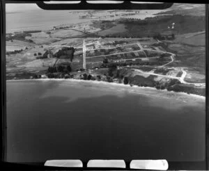 Coastal scene, Stanmore Bay, Whangaparoa Peninsula, Auckland Region, featuring town development