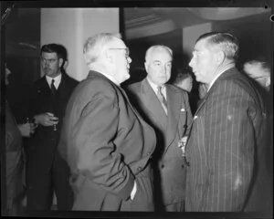 A R Cutler Esquire, (Australian High Commissioner), W H Price, (Chairman of Wellington Harbour Board), Sir Miles Thomas and Sir Leonard Isitt