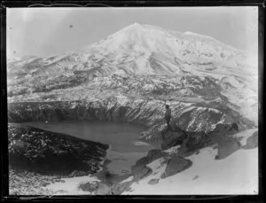 Lower Tama Lake with Mount Ruapehu behind, Tongariro National Park