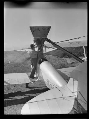 Refilling aircraft with fertiliser for topdressing, Ponui Island, Hauraki Gulf, Auckland