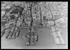 Auckland, featuring wharves and city buildings