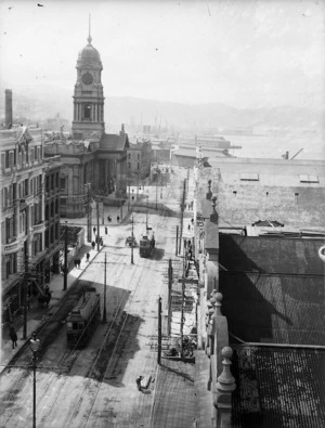 Cuba Street, Wellington, showing the Town Hall
