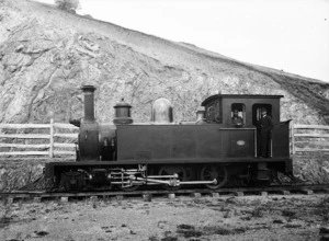 Wh locomotive at Rocky Point, Porirua