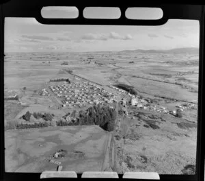 Nightcaps, Southland District, including the surrounding plains