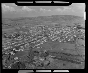 Milton, Otago, showing housing and hills