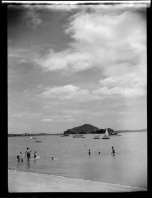 Beach at Paihia, Bay of Islands