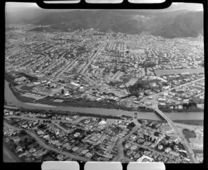 Lower Hutt, showing bridge over Hutt river, Wellington