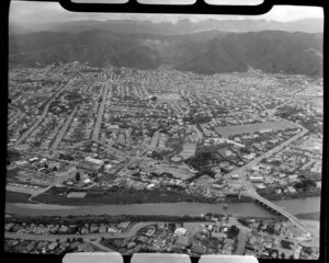 Lower Hutt, showing bridge over Hutt river, Wellington