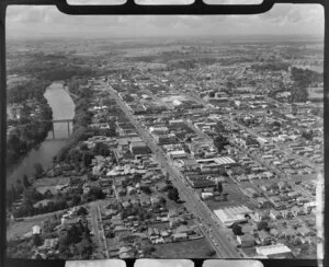 Hamilton and the Waikato River