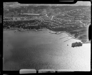 Evans Bay Parade and Hataitai, Wellington, including coastline