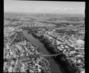 Hamilton, showing houses, bridges and Waikato River