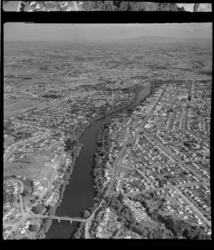 Hamilton, including Waikato River
