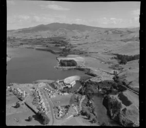 Karapiro hydro-electric power station, Waikato River