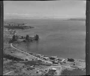 Edgewater, near Taupo, showing houses and lake