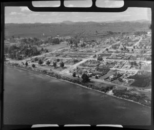 Taupo, showing houses and rural area in the background