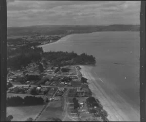 Red Beach, Rodney County, Auckland, showing houses and beach