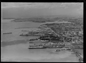 Auckland City and wharves, including shipping