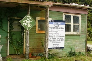 Derelict house at Jackson Bay