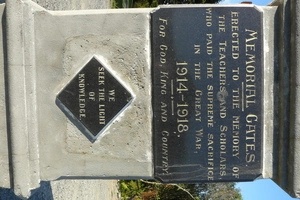 War Memorial gates at entrance to Dixon Park, Greymouth