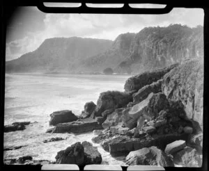 Punakaiki, West Coast Region, showing beach and nearby rocks