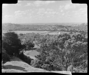 One Tree Hill, Auckland, including Epsom Racecourse