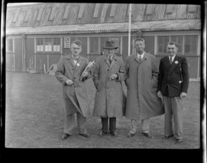 Aviation reprentatives during the 1953 London-Christchurch Air Race, Christchurch