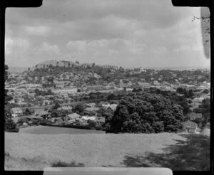 Mount Hobson, Auckland, looking from the summit of Mount Eden
