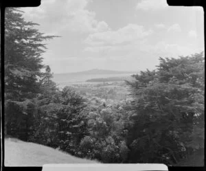 Mount Hobson, Auckland, looking towards Rangitoto Island