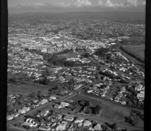 Avondale - New Lynn, Auckland, including St Georges Road and Chalmers Street