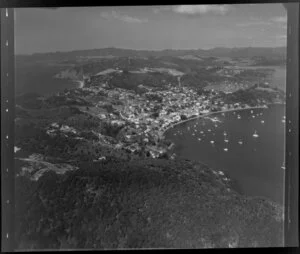 Russell, Bay of lslands