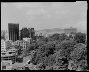 Auckland, featuring the west side of Albert Park, Kitchener Street, and city buildings including National Mutual, Nagel House and the Hyatt Hotel