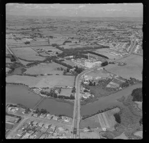 Otahuhu, Auckland, featuring Dominion Breweries factory in the background