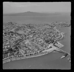 Torpedo Bay, Auckland, including Rangitoto Island in the background