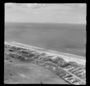 Coastline, including view of Mayor Island, Mount Maunganui area, Tauranga, Bay of Plenty