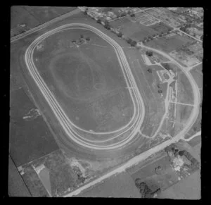 Cambridge racecourse, Waikato District