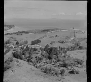 Whangaparaoa, Whangaparaoa Peninsula, Auckland, showing bush area