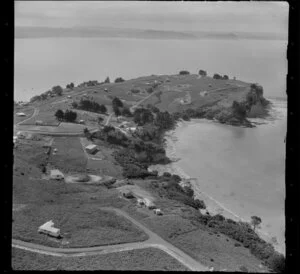 Manly, Whangaparaoa Peninsula, Auckland, showing housing and cliff face
