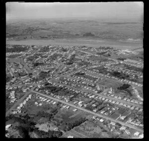 Wanganui, Gonville, showing residential housing with the Wanganui River and farmland beyond