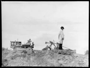 Royal New Zealand Air Force base, Whenuapai, earthworks