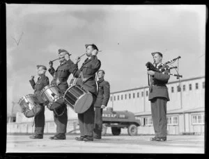 New Zealand General Reconnaisance Squadron, RNZAF, Whenuapai, pipe band