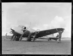 Royal New Zealand Air Force base, Hobsonville, first Oxford aircraft