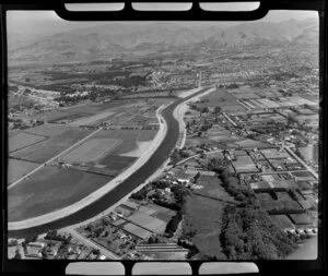 An aerial view of the construction of New Brighton Road and Avonside Drive, Christchurch