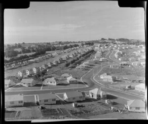 Dominion Road extension, Mount Roskill, Auckland, including housing