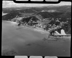 Paihia, showing coastline