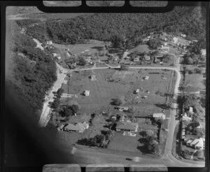 Paihia, showing houses