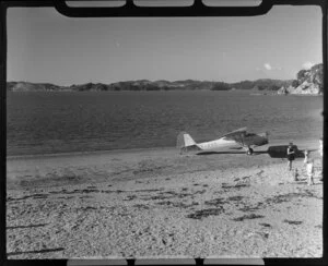 Auster aircraft ZK-AYO at Paihia beach, Paihia