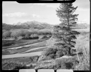 Hanmer, Canterbury, showing road from juction