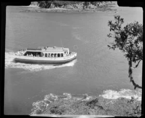 Fullers ferry Kewpie, cruising around Paihia, Bay of Islands,