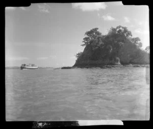 Fullers passenger boat Kewpie, cruising around Paihia, Bay of Islands, Northland