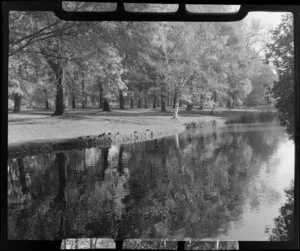 Christchurch Botanic Gardens, featuring the Avon River